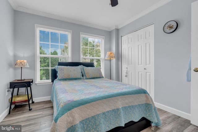 10 BIESIADA CT, Parlin, NJ 08859