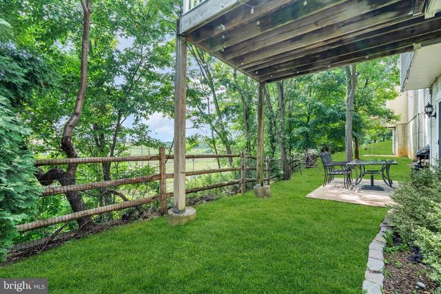 10 BIESIADA CT, Parlin, NJ 08859