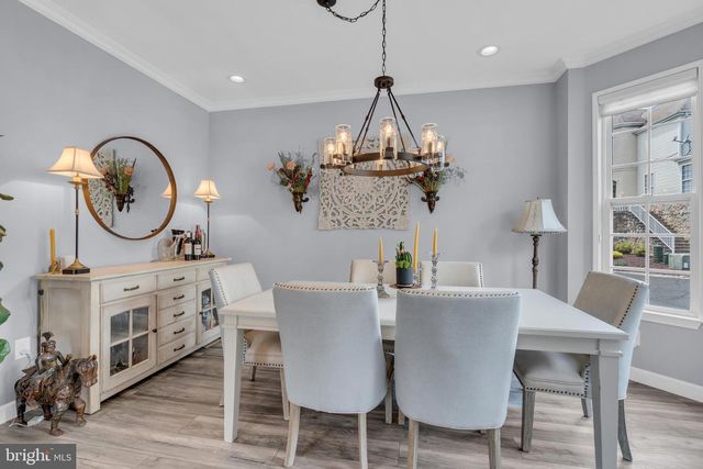 10 BIESIADA CT, Parlin, NJ 08859