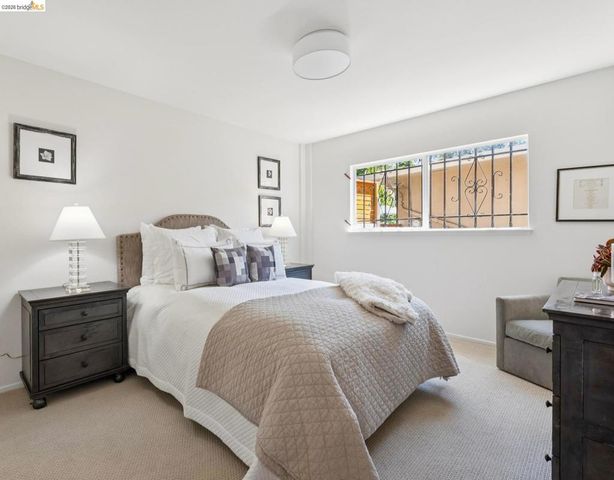 1901 Melvin Rd, Oakland, CA 94602