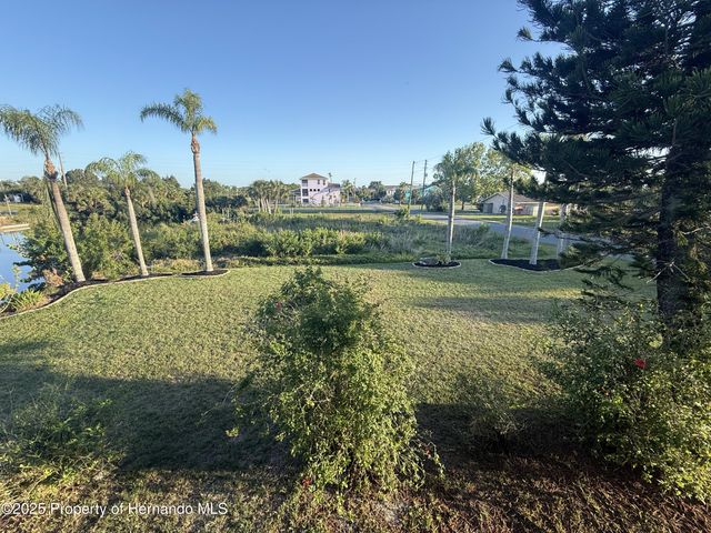 3338 Fernleaf Drive, Hernando Beach, FL 34607