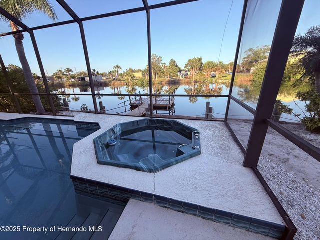 3338 Fernleaf Drive, Hernando Beach, FL 34607