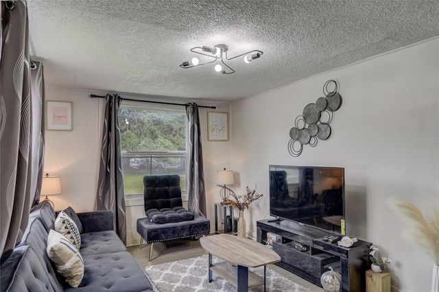 2902 PERSHING STREET, Kissimmee, FL 34741