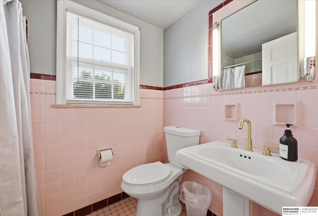 3865 Martha Street, Omaha, NE 68105