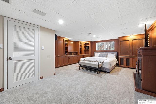 3865 Martha Street, Omaha, NE 68105