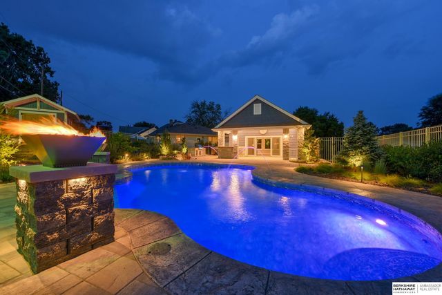 3865 Martha Street, Omaha, NE 68105