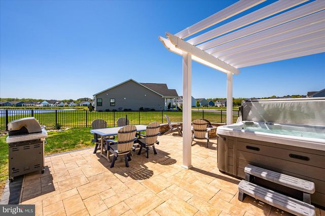 24040 MIDDLETON DR, Selbyville, DE 19975