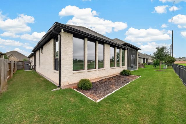 4910 Creekbend Drive, Fulshear, TX 77441