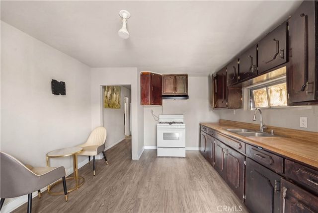 146 W 113th Street, Los Angeles, CA 90061