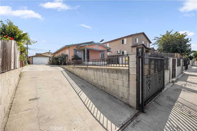 146 W 113th Street, Los Angeles, CA 90061