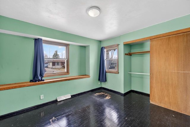 6458 N Landers STREET, Milwaukee, WI 53223