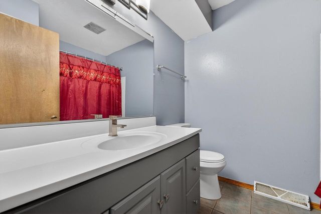 6458 N Landers STREET, Milwaukee, WI 53223