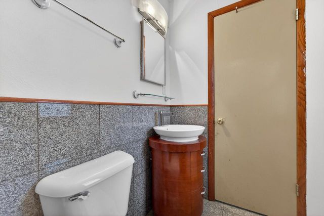 6458 N Landers STREET, Milwaukee, WI 53223