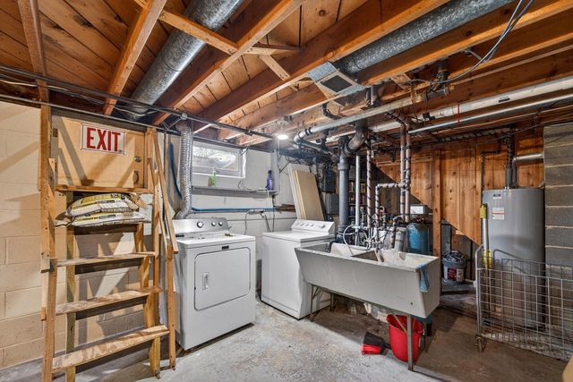 6458 N Landers STREET, Milwaukee, WI 53223