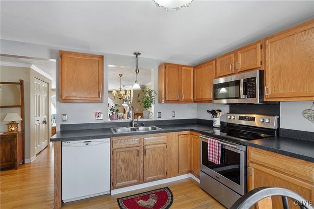 8205 Boatwatch Drive, Clay, NY 13027