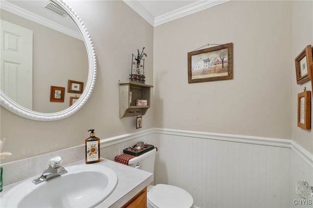 8205 Boatwatch Drive, Clay, NY 13027