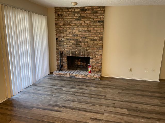 15221 Berry Trail 106, Dallas, TX 75248