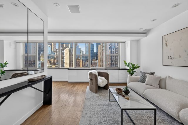 155 E 34th St Apt 20K, New York City, NY 10016