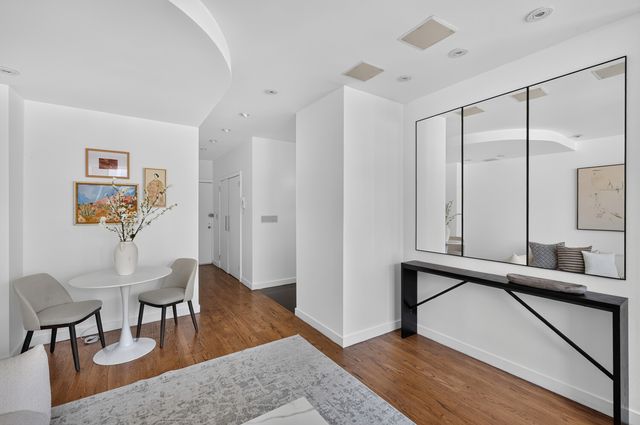 155 E 34th St Apt 20K, New York City, NY 10016