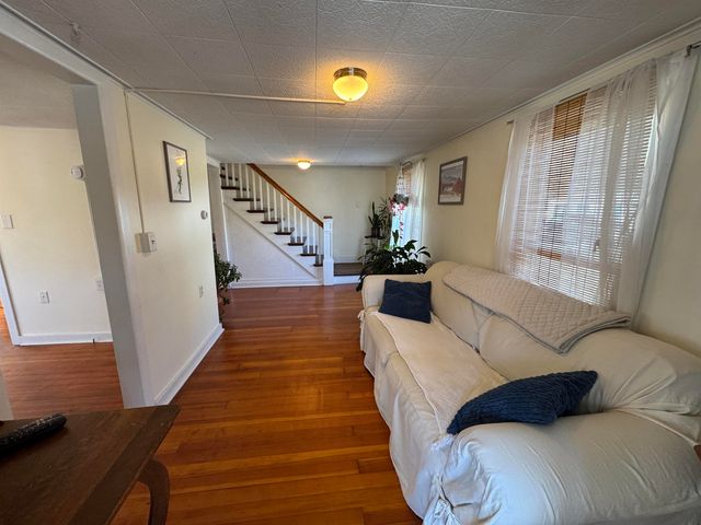 1083 Main Street, Bennington, VT 05201