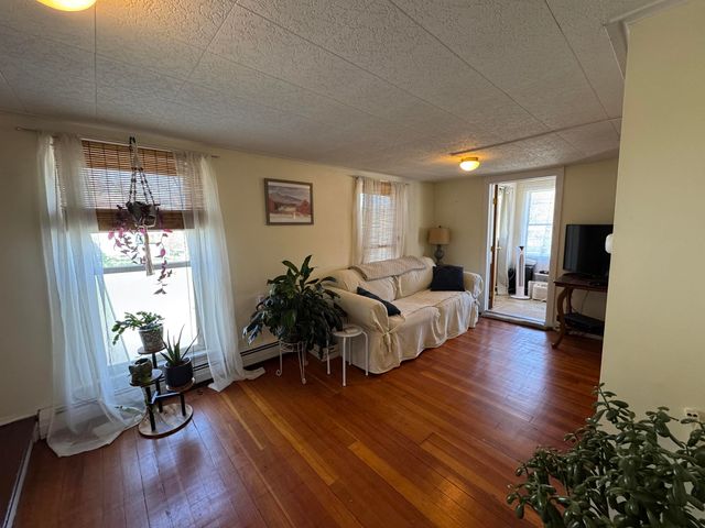 1083 Main Street, Bennington, VT 05201