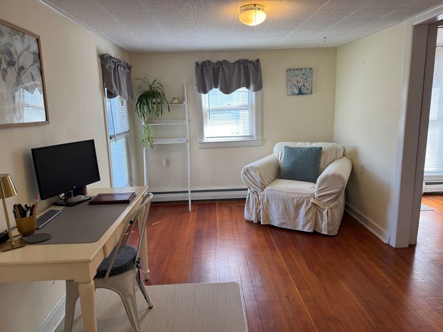 1083 Main Street, Bennington, VT 05201