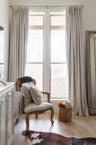 1126 Ivy Ct, Denham Springs, LA 70726