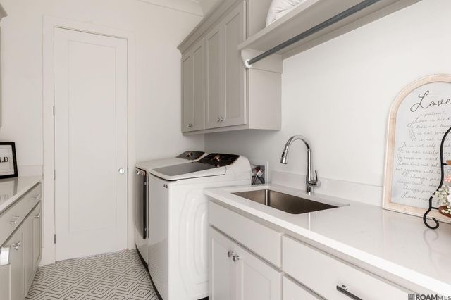 1126 Ivy Ct, Denham Springs, LA 70726