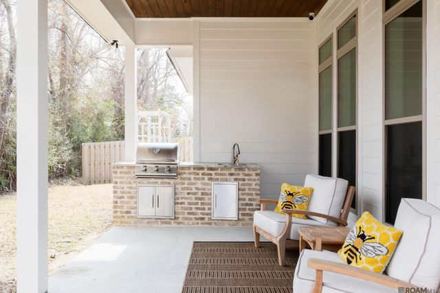 1126 Ivy Ct, Denham Springs, LA 70726