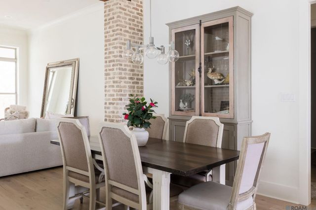 1126 Ivy Ct, Denham Springs, LA 70726