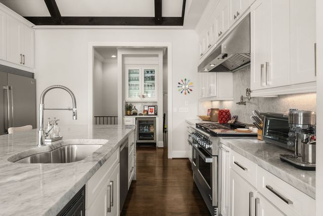 3333 Trimble Rd, Nashville, TN 37215