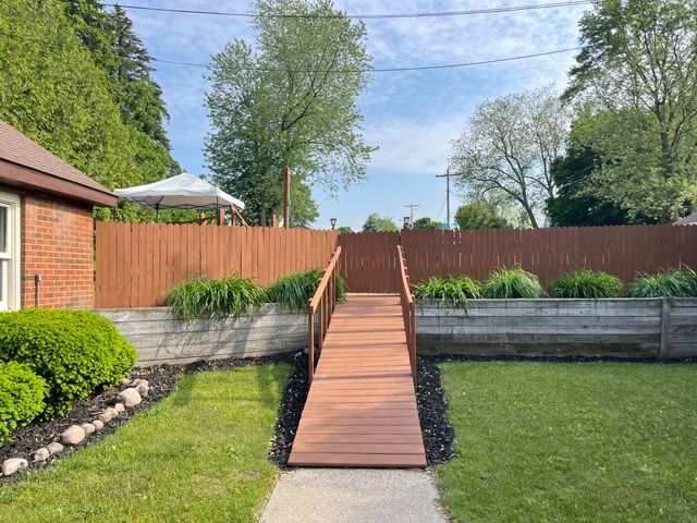 261 W Main Street, Hart, MI 49420