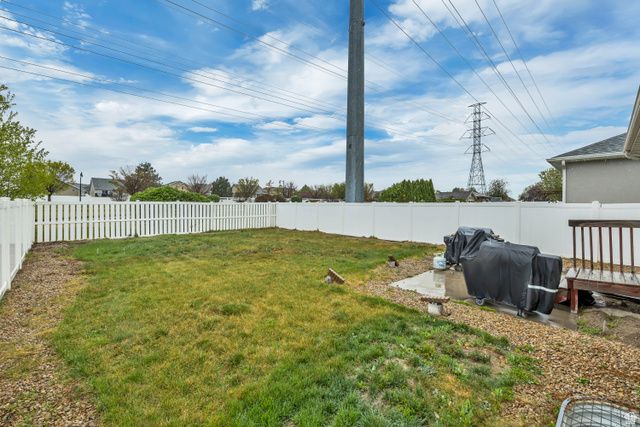 12442 S MOSSBERG DR, Herriman, UT 84096