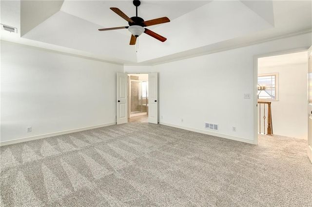 929 SW 33rd Street, Lee's Summit, MO 64082