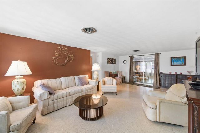 3904 REDWOOD DRIVE, Holiday, FL 34691