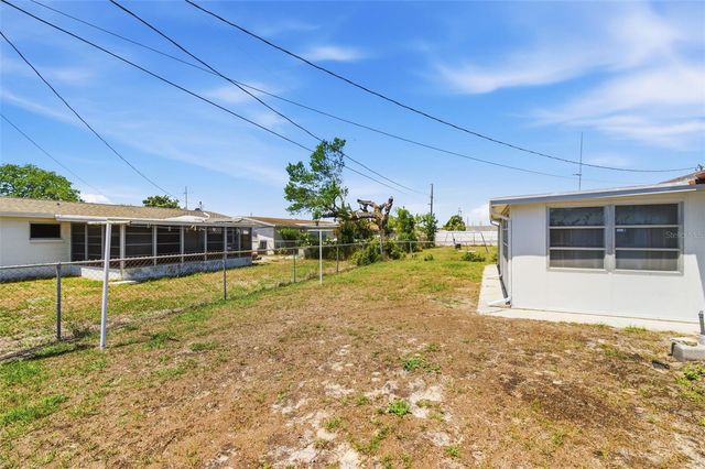 3904 REDWOOD DRIVE, Holiday, FL 34691