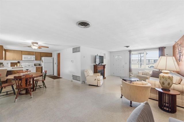 3904 REDWOOD DRIVE, Holiday, FL 34691