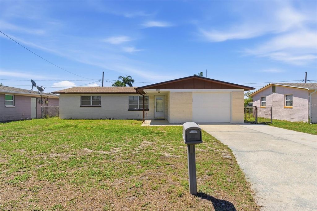 3904 REDWOOD DRIVE, Holiday, FL 34691