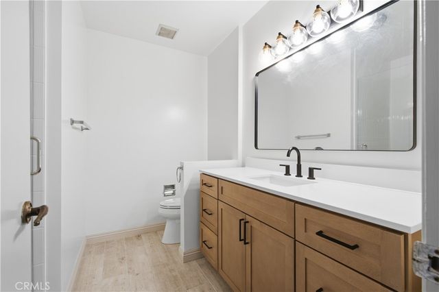 853 S Le Doux, Los Angeles, CA 90035