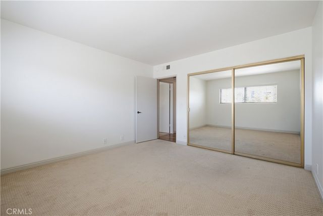 853 S Le Doux, Los Angeles, CA 90035