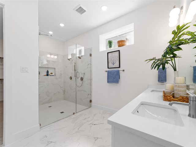 426 Martinique Avenue, Dallas, TX 75223