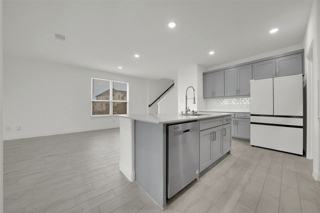 2901 Isla Terrace, Princeton, TX 75407