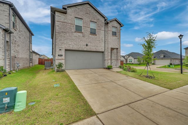 2901 Isla Terrace, Princeton, TX 75407