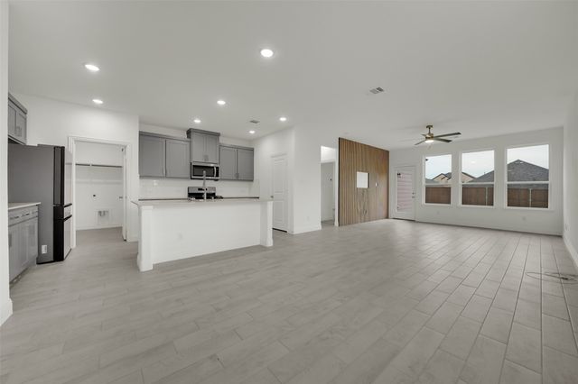 2901 Isla Terrace, Princeton, TX 75407