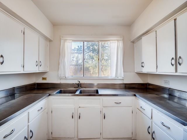 3050 Walnut Street A, Los Alamos, NM 87544