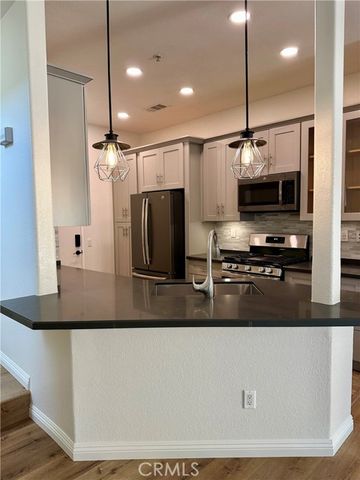 1368 Ashton Park Lane, Newbury Park (thousand Oaks), CA 91320