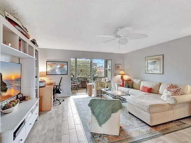 2615 NE 3RD Court 3010, Boynton Beach, FL 33435