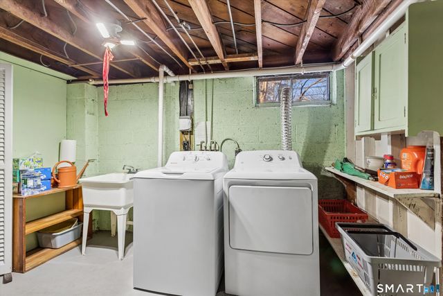 6 Acorn Lane, Norwalk, CT 06854