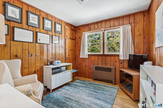 6 Acorn Lane, Norwalk, CT 06854