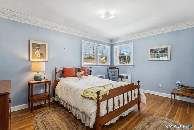 6 Acorn Lane, Norwalk, CT 06854